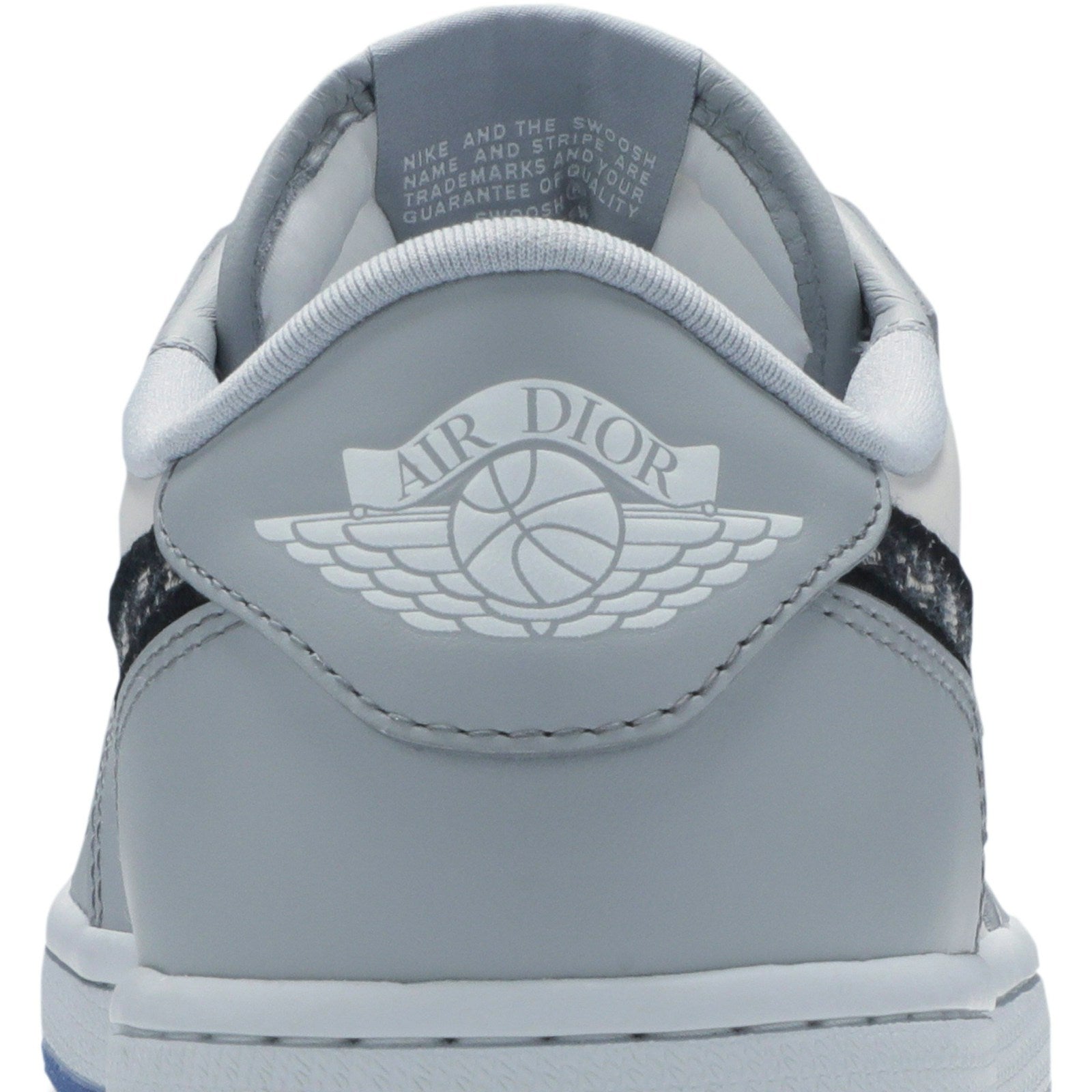 DIOR X AIR JORDAN 1 LOW ‘WOLF GREY’