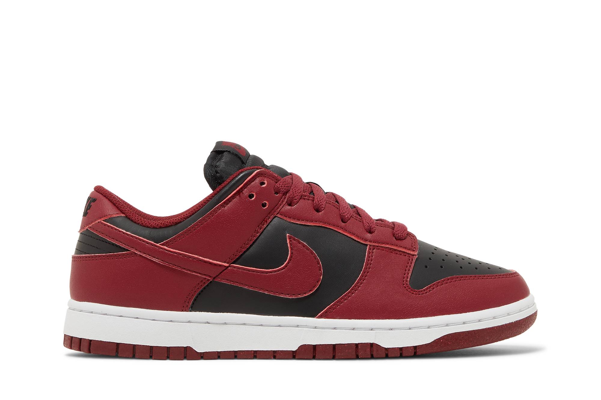 NIKE DUNK LOW ‘TEAM RED BLACK’