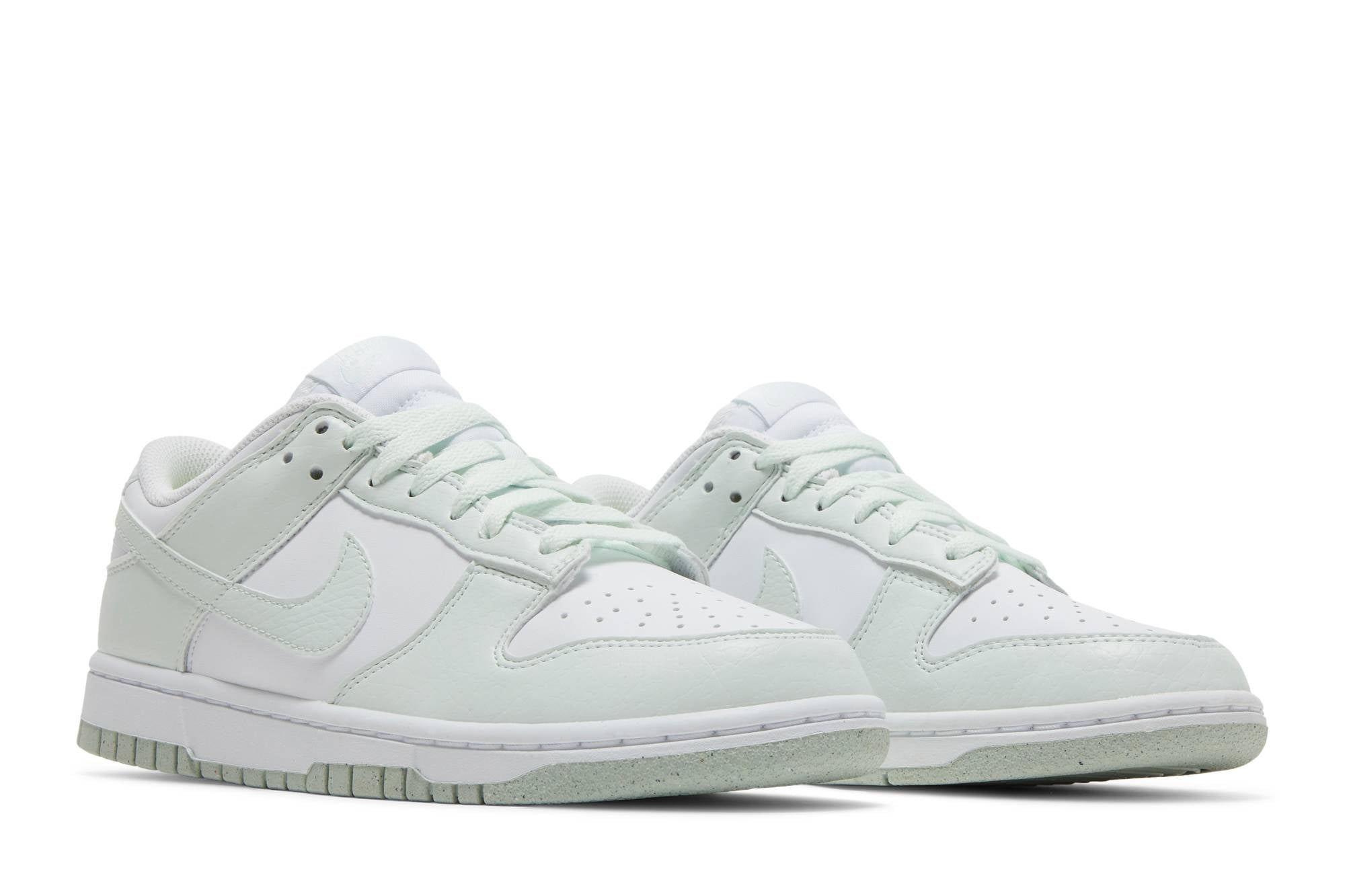 NIKE DUNK LOW NEXT NATURE ‘WHITE MINT’