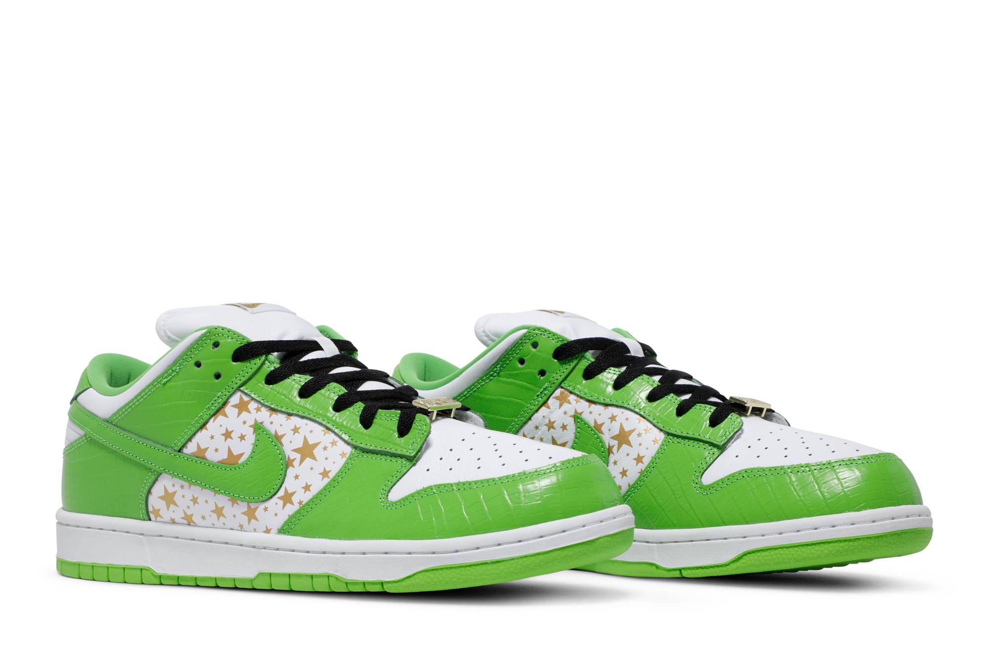 NIKE SB DUNK LOW OG X SUPREME ‘MEAN GREEN’