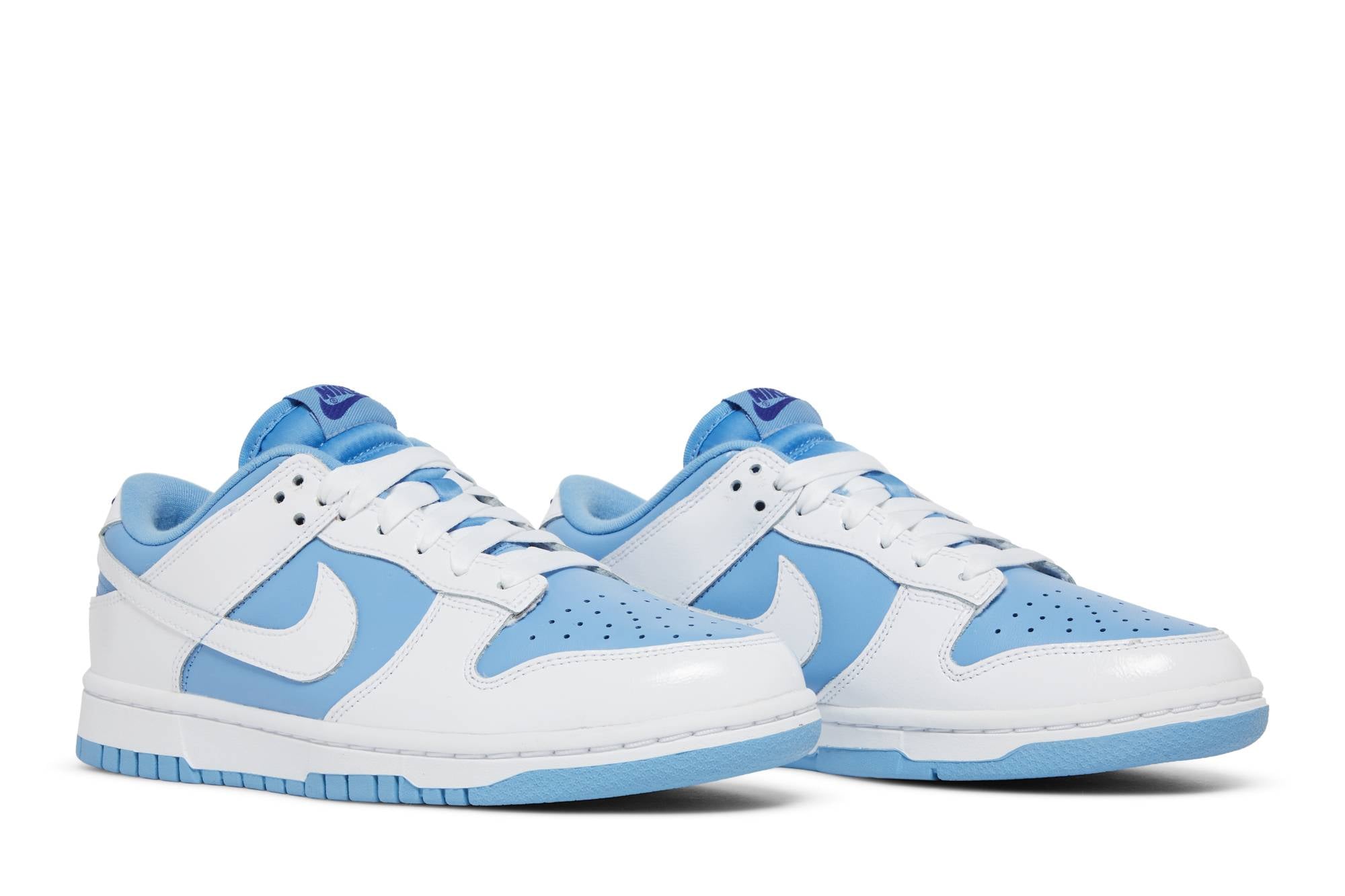 NIKE DUNK LOW ‘REVERSE UNC’